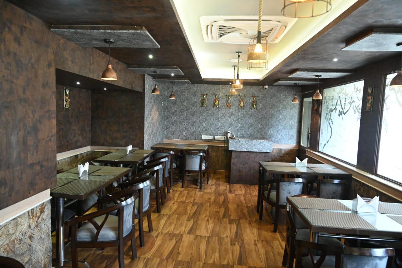 Hotel Churuvilla Ranchi Eksteriør bilde